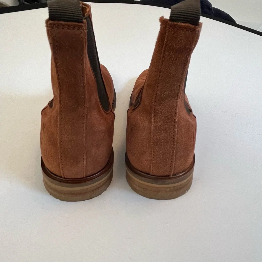 Lavorazione Artigianale Men's Handcrafted Tan Suede Chelsea Boots Size 43